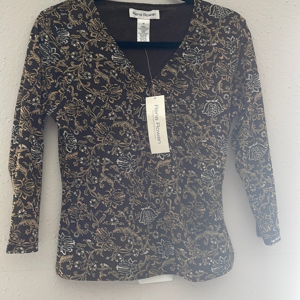 NWT Rena Rowan size M woman’s long sleeve blouse